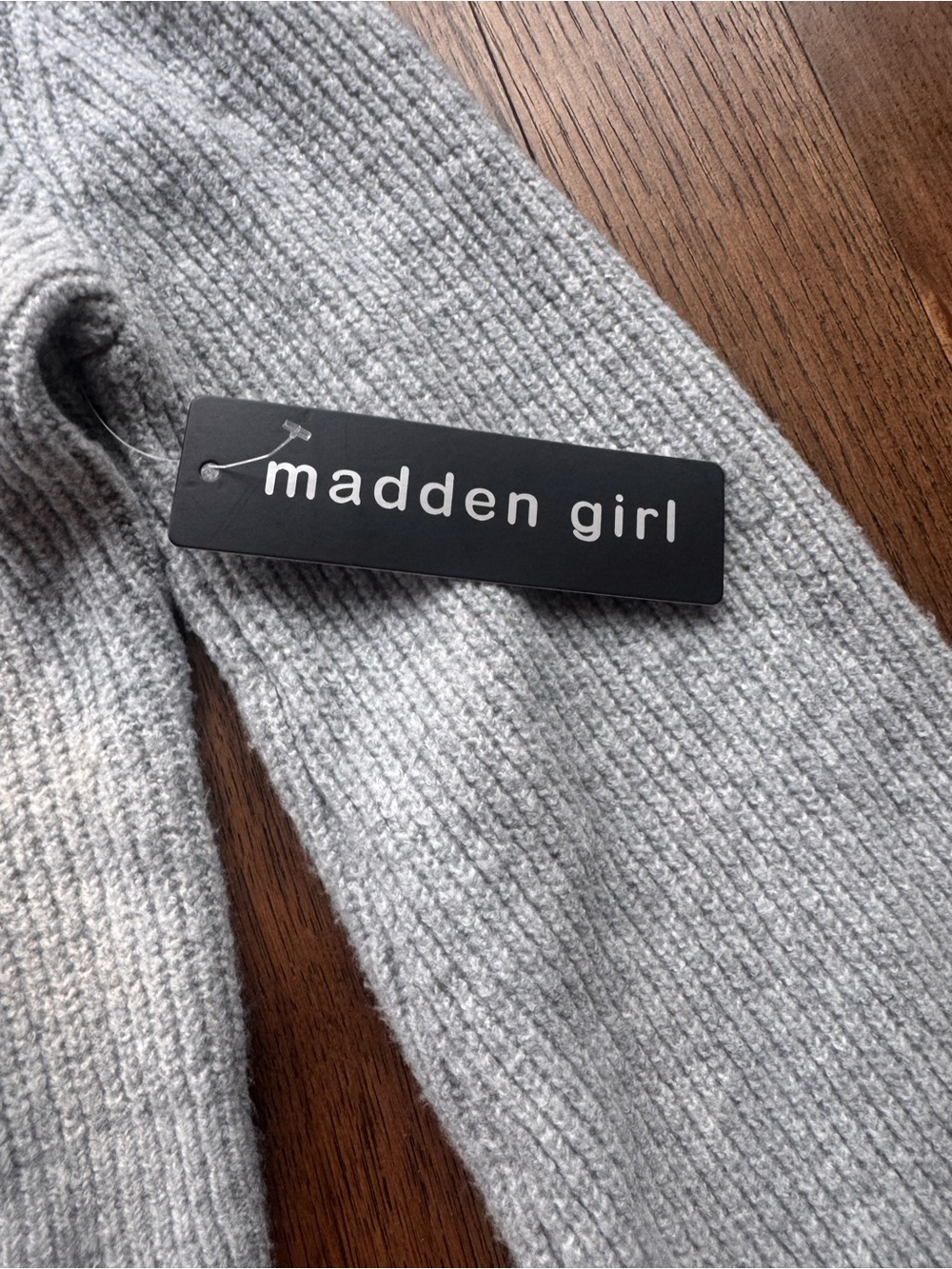 Madden Girl Light Gray Cropped Bow Detail V-Neck Cardigan - Picture 6 of 9
